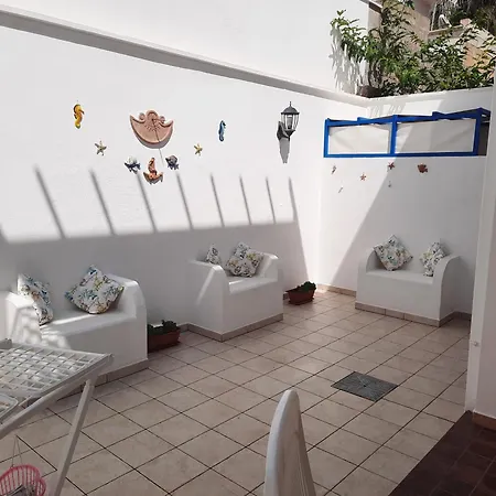 Valentina A 50 Mt Dal Mare Holiday home *
